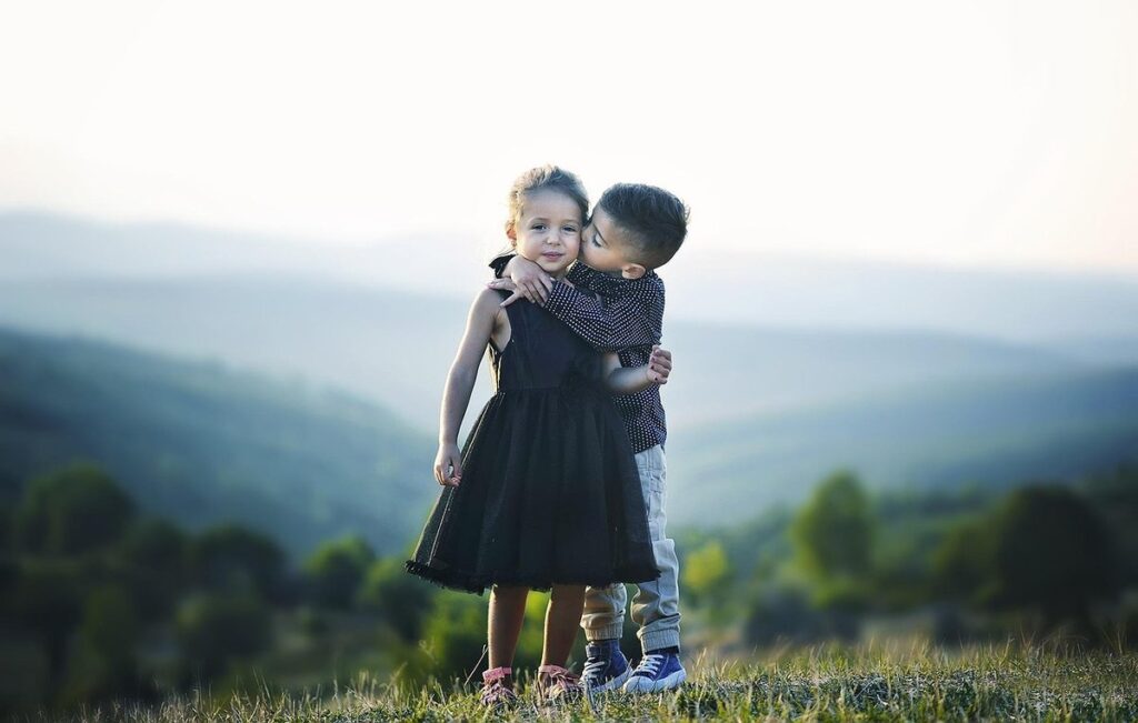 sibling relationships in families