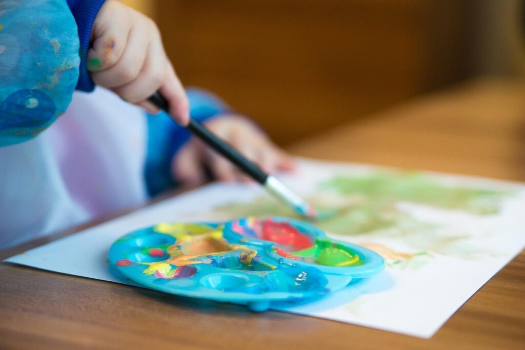 crafts for 1 year olds at daycare