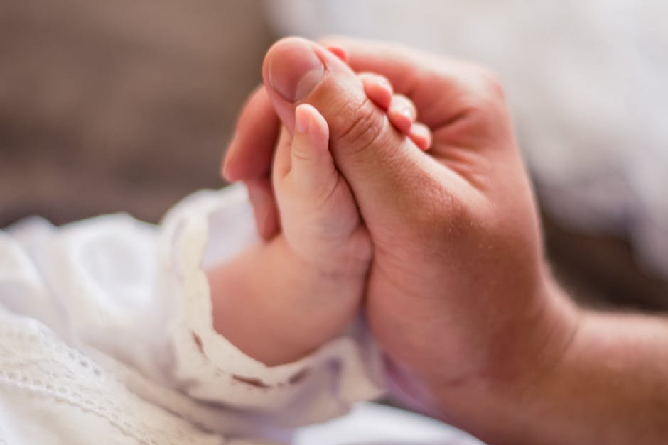 Nail clipper for newborn care -> Newborn nail clippers
