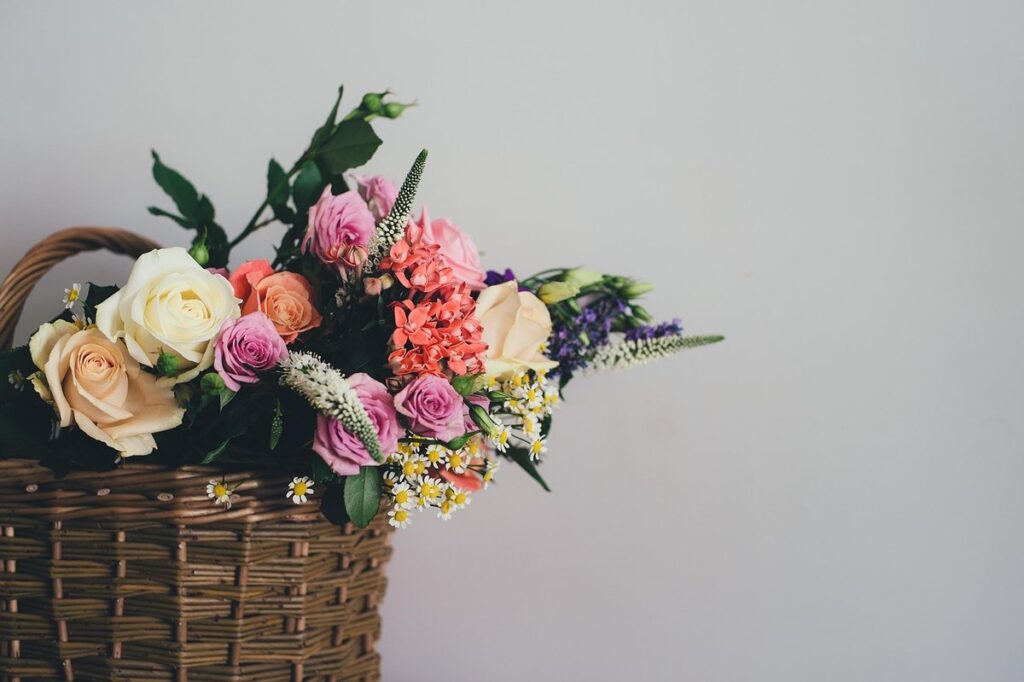 postpartum gift basket