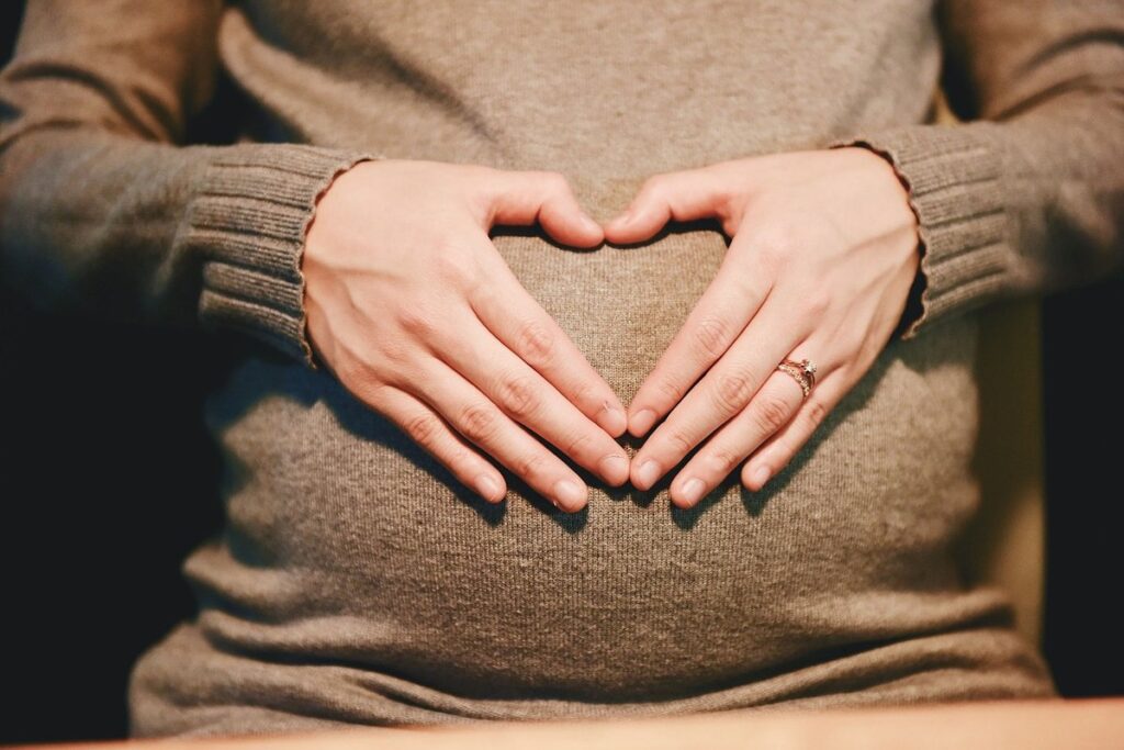 pregnancy basket ideas
