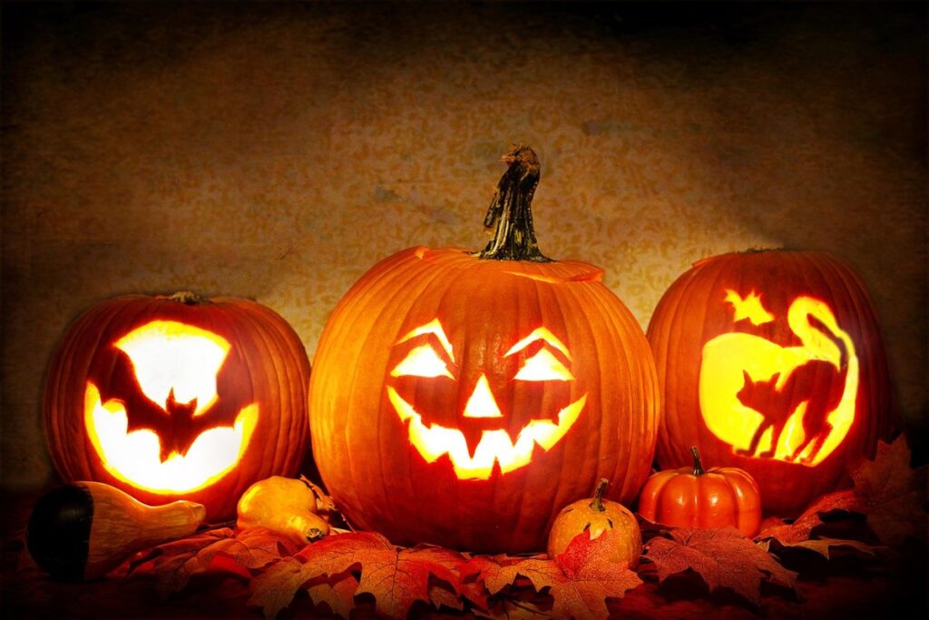 mummy pumpkin carving ideas for family Halloween