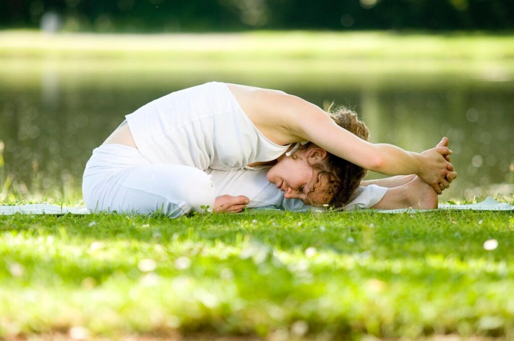 natural ways to fade stretch marks after pregnancy